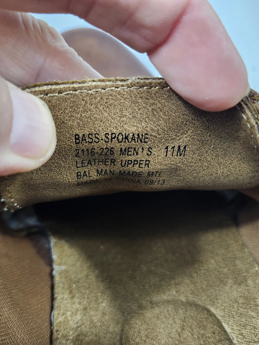 G.H. Bass & Co. Mens 11 M Brown Pebbled Leather Derby Shoes